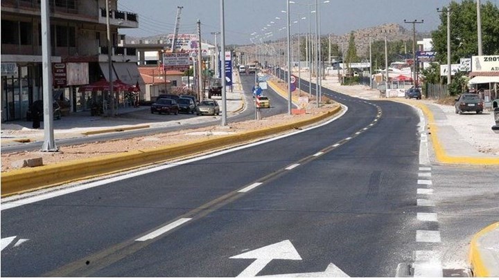 Κλειστή η λεωφόρος Βάρης – Κορωπίου λόγω της φωτιάς – ΤΩΡΑ