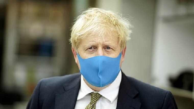 Μπόρις Τζόνσον: Για πρώτη φορά ΦΩΤΟ με μάσκα