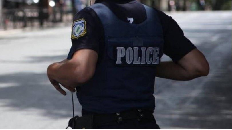 Ποινική δίωξη στον αστυνομικό που κατηγορείται ότι παρεμπόδισε σύλληψη διαδηλωτή