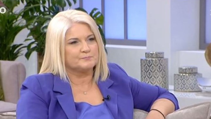 Χαρά Βέρρα: Συγκλονίζει η γνωστή τραγουδίστρια για το πρόβλημα υγείας της 8χρονης εγγονής της