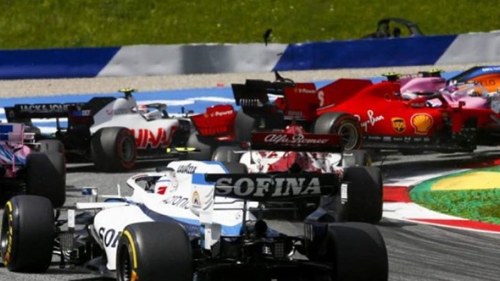 Φόρμουλα Ένα: Το έκαναν κι αυτό οι Ferrari – Συγκρούστηκαν Λεκλέρκ-Φέτελ και εγκατέλειψαν