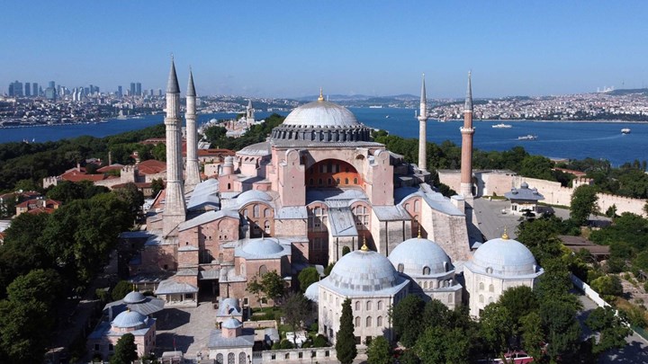 Στηρίζει Άγκυρα η Ρωσία για την Αγία Σοφία: Είναι εσωτερική υπόθεση της Τουρκίας
