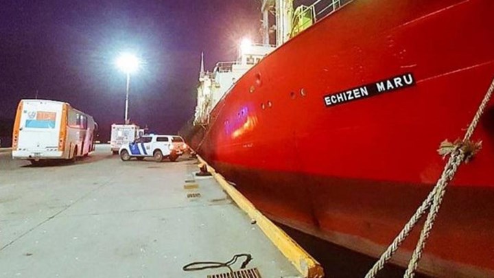 Μυστήριο με ναυτικούς – Βρέθηκαν θετικοί στον κορονοϊό ενώ ήταν στη θάλασσα για 35 ημέρες