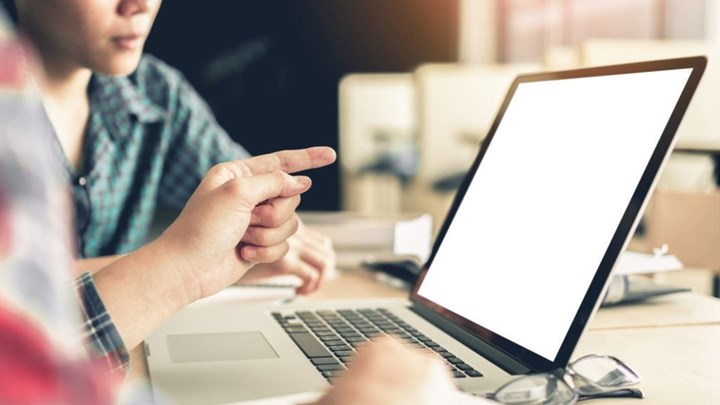 Δωρεάν μαθήματα στοματικού σεξ μέσω διαδικτύου