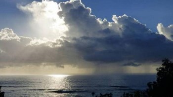 Καιρός: Νεφώσεις και τοπικές βροχές σήμερα – Αναλυτικά η πρόγνωση