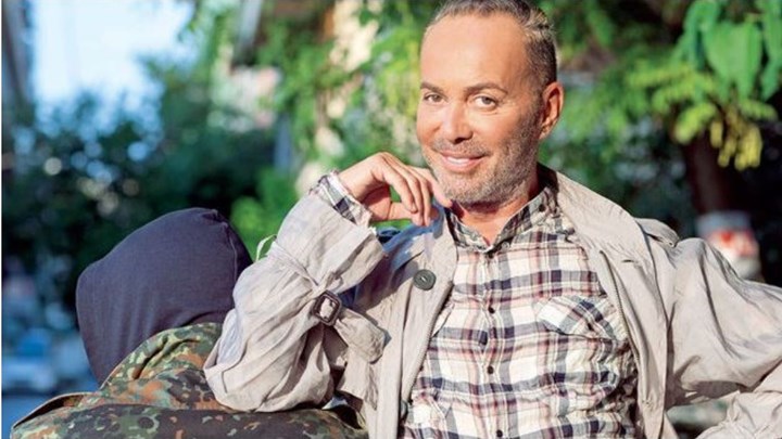 Λάκης Γαβαλάς: Στο σφυρί η εντυπωσιακή βίλα του στη Μύκονο