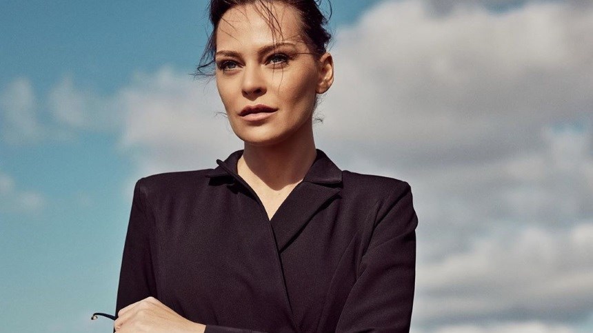 Η Υβόννη Μπόσνιακ έγινε κατάξανθη – ΦΩΤΟ