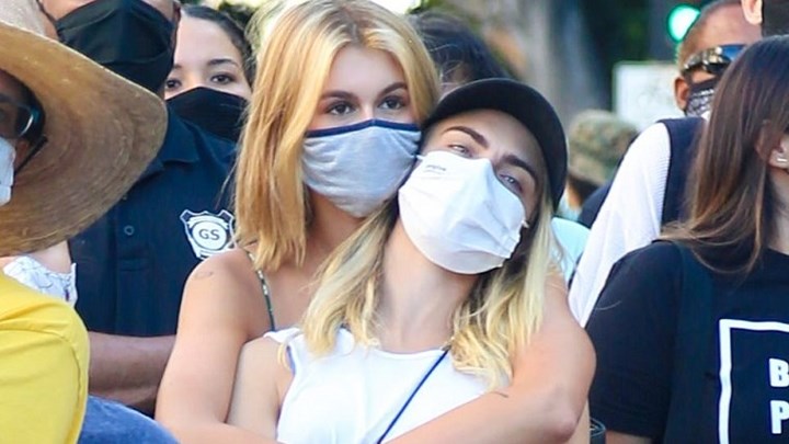 Κάρα Ντελεβίν-Κάια Γκέρμπερ: Τι συμβαίνει ανάμεσα στο μοντέλο και την κόρη της Σίντι Κρόφορντ – ΦΩΤΟ