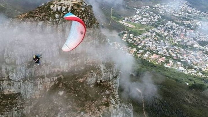 Τραγωδία στη Φθιώτιδα: Σκοτώθηκε 42χρονος με αλεξίπτωτο πλαγιάς