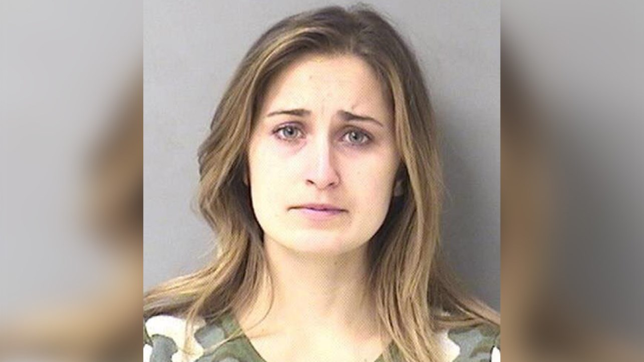 Πρώην εστεμμένη στη φυλακή για sexting με μαθητη – Έστειλε γυμνές φωτογραφίες σε 15χρονο