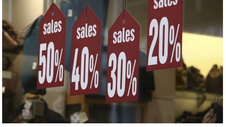 Θερινές εκπτώσεις: Πώς θα λειτουργήσουν τα καταστήματα την Κυριακή