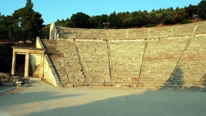 Αρχαία Επίδαυρος: Ζευγάρι έκανε σεξ και το ανέβασε στο Διαδίκτυο – ΦΩΤΟ