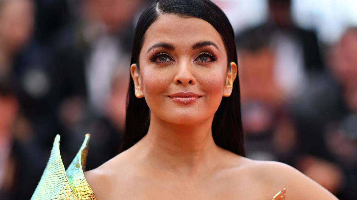 Κορονοϊός: Στο νοσοκομείο σταρ του Μπόλιγουντ μαζί με την κόρη της – ΦΩΤΟ-ΒΙΝΤΕΟ