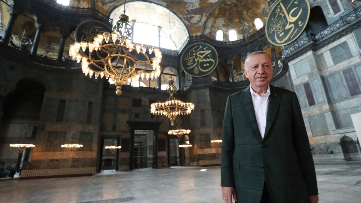 Προκλητική εμφάνιση Ερντογάν στην Αγία Σοφία – Επιθεώρησε τις εργασίες – ΦΩΤΟ – ΒΙΝΤΕΟ