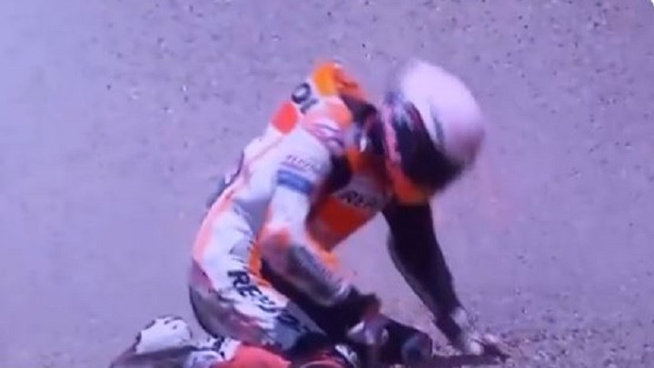 Συγκλονιστικό ΒΙΝΤΕΟ: Η στιγμή τραυματισμού του Μαρκ Μάρκεθ στο Moto GP της Χερέθ