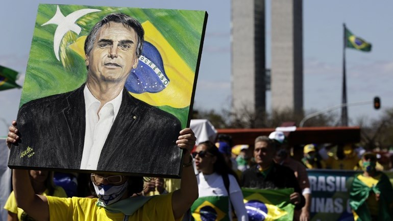 Βραζιλία: Διαδήλωση συμπαράστασης για τον Μπολσονάρου που παραμένει σε καραντίνα