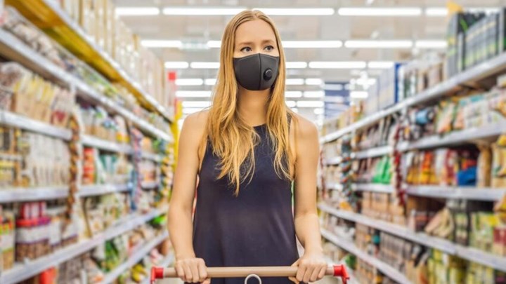 Κορονοϊός: Πού είναι υποχρεωτική η χρήση μάσκας – Τι ισχύει για τα πρόστιμα