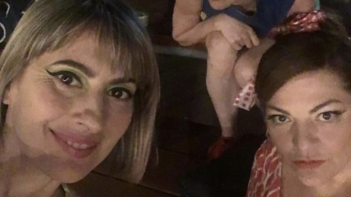 Και η Λυσιστράτη θέλει τη …σέλφι της – Δείτε τις Σταυροπούλου-Γουλιώτη-Βολιώτη μαζί – ΦΩΤΟ