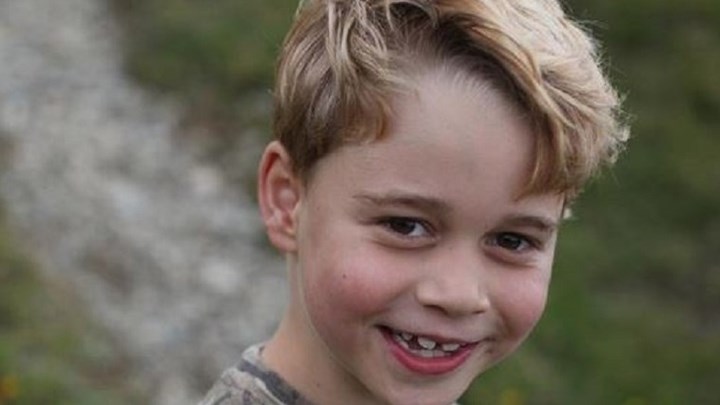 Πρίγκιπας Τζορτζ: Έγινε εφτά χρονών και το γιορτάζει με δύο νέες ΦΩΤΟ