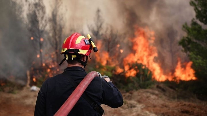 Πυροσβεστική: 62 πυρκαγιές μέσα σε 24 ώρες – Σε ύφεση η φωτιά στο Γραμματικό Ηλείας