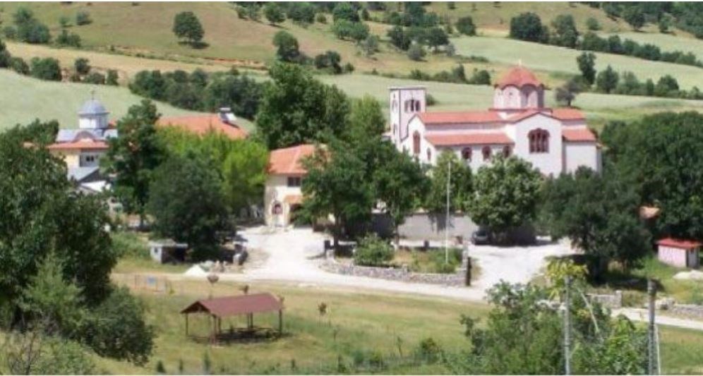 Εορδαία – Ιερομόναχος σε 74χρονη με μάσκα για τον κορονοϊό: “Δεν θέλω καρναβάλια στην εκκλησία μου”