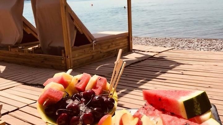 Πέρασαν το Σαββατοκύριακο μαζί στα Καμένα Βούρλα – ΦΩΤΟ