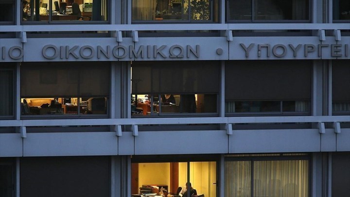 Ισόβια τιμητική σύνταξη στους Έλληνες οπλίτες που πολέμησαν στην Κύπρο