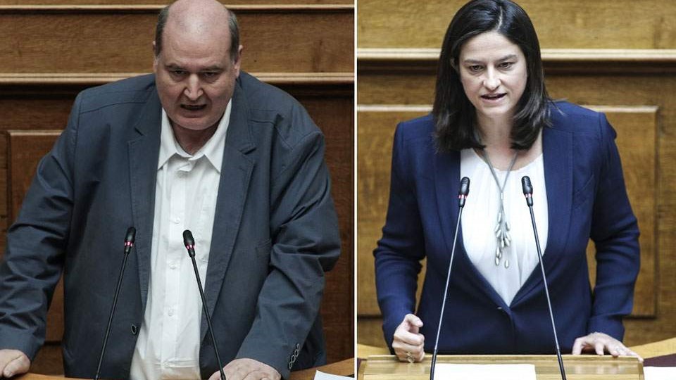 Άγρια κόντρα Κεραμέως – Φίλη στη Βουλή για την ιδιωτική εκπαίδευση