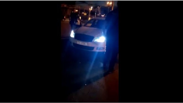 Οι πρώτες εικόνες από το σημείο των πυροβολισμών στη Βούλα – Ποιος είναι το θύμα της επίθεσης – ΒΙΝΤΕΟ