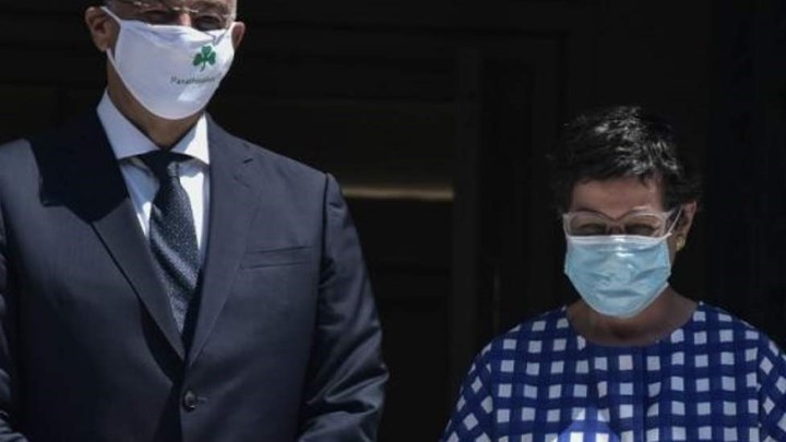 Νίκος Δένδιας: Αυτός είναι ο λόγος που φόρεσε την μάσκα του Παναθηναϊκού στην συνάντησή του με την Ισπανίδα ΥΠΕΞ