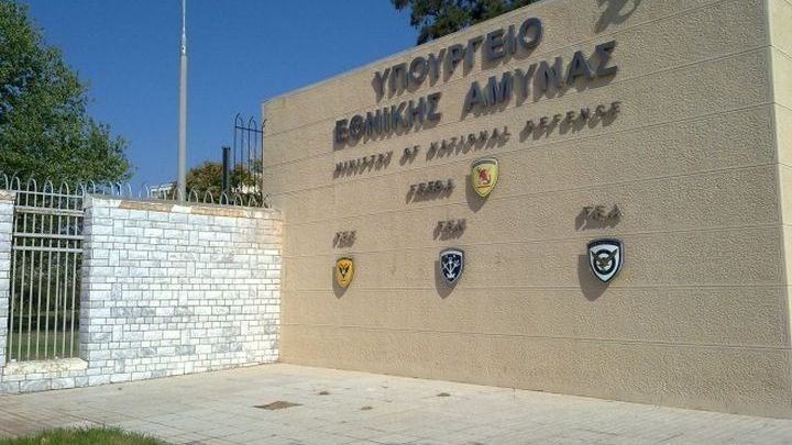 ΥΠΕΘΑ: Διαψεύδει τα περί αγοράς τουρκικών drones από τον Ελληνικό Στρατό