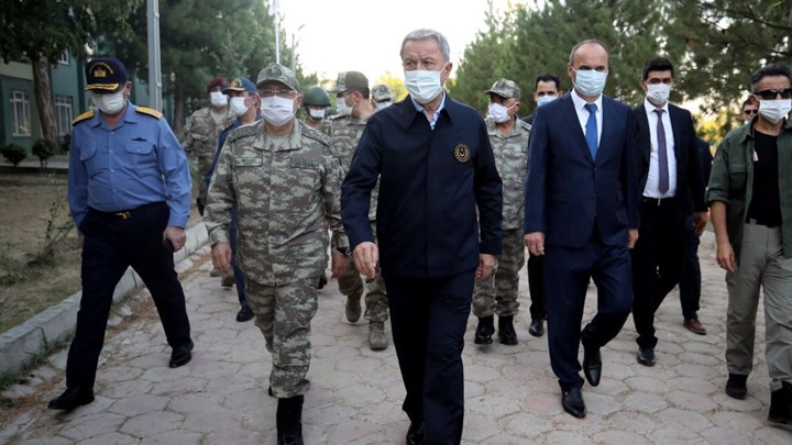 Τουρκικά ΜΜΕ: Στα σύνορα της Τουρκίας με την Ελλάδα και τη Βουλγαρία για επιθεώρηση στρατευμάτων ο Ακάρ – ΦΩΤΟ