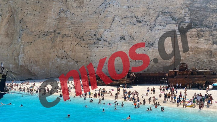 Ζάκυνθος: Εικόνες συνωστισμού στο Ναυάγιο εν μέσω πανδημίας – ΦΩΤΟ αναγνώστη