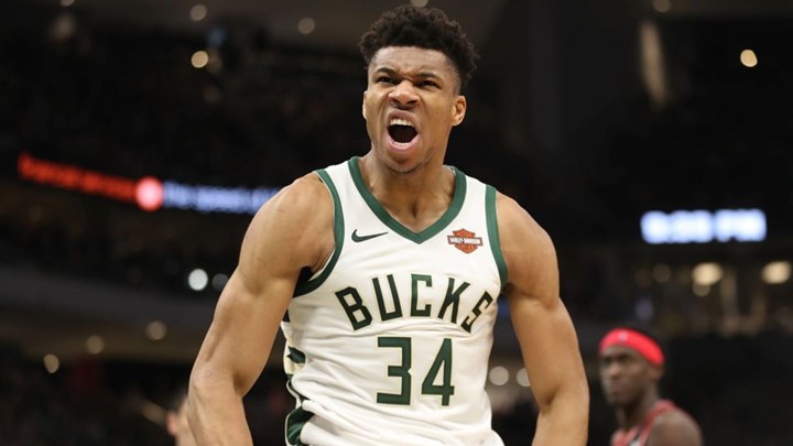 NBA: Με ηγέτη τον Αντετοκούνμπο οι Μπακς ξεπέρασαν τους Σέλτικς