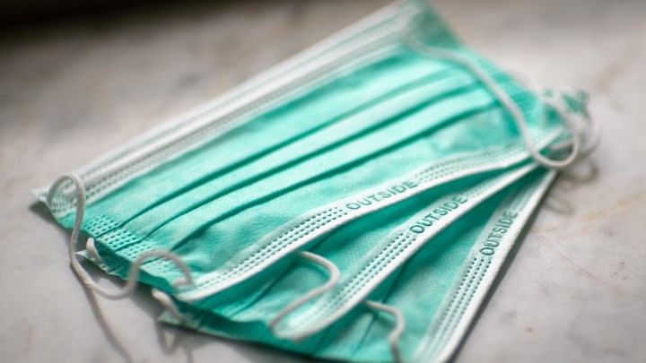 Κορονοϊός: Η μάσκα «καλύπτει» ολόκληρη την Ευρώπη – Η υποχρεωτική χρήση κερδίζει έδαφος σε πολλές πόλεις