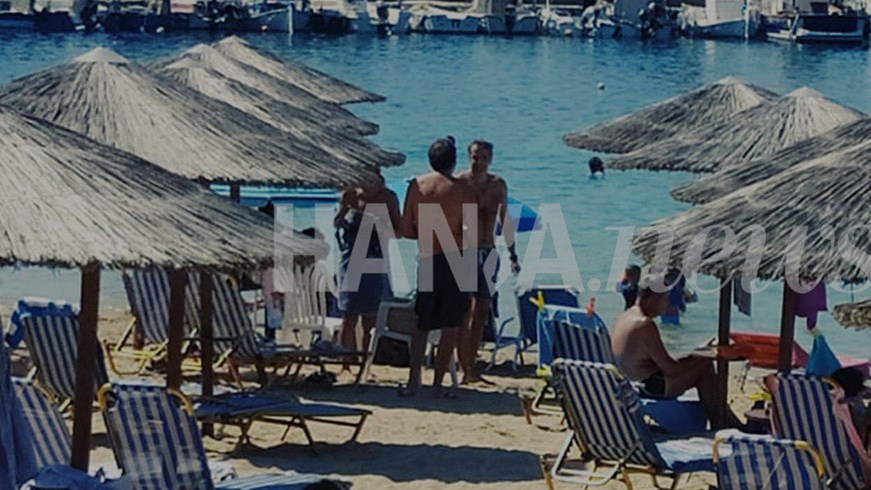 Στα Χανιά ο Μητσοτάκης – Πήγε μία μπάνιο στο Μαράθι – ΦΩΤΟ-ΒΙΝΤΕΟ