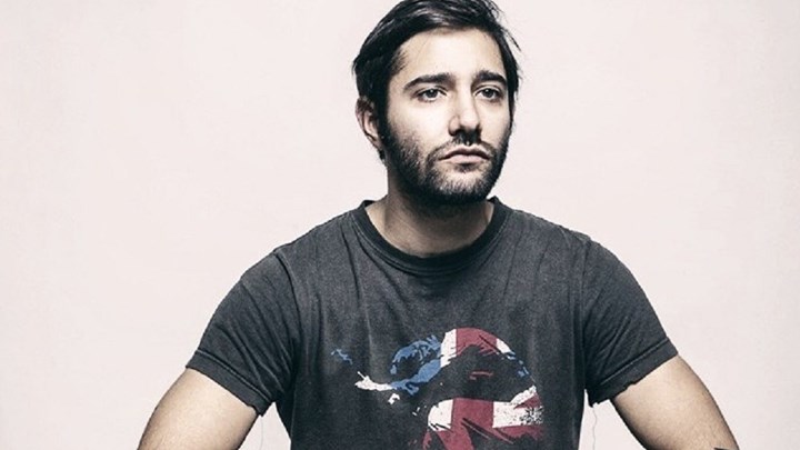 Ο Αντώνης Καφετζόπουλος και ο γιος του Γιώργος θα παίξουν πρώτη φορά μαζί στο «Τάο» που έγραψε ο δεύτερος