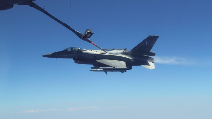 Η ευκαιρία της Πολεμικής Αεροπορίας για ιπτάμενα τάνκερ και οι προβληματισμοί