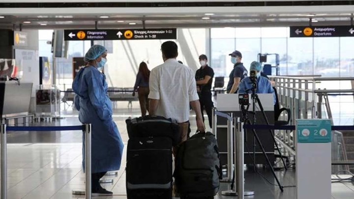 Κύπρος: Διευκρινιστική ανακοίνωση για τους ταξιδιώτες από και προς την Ελλάδα