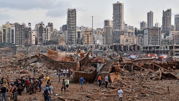 Εκρήξεις στη Βηρυτό: Το Παρίσι στέλνει διασώστες και εξοπλισμό στον Λίβανο