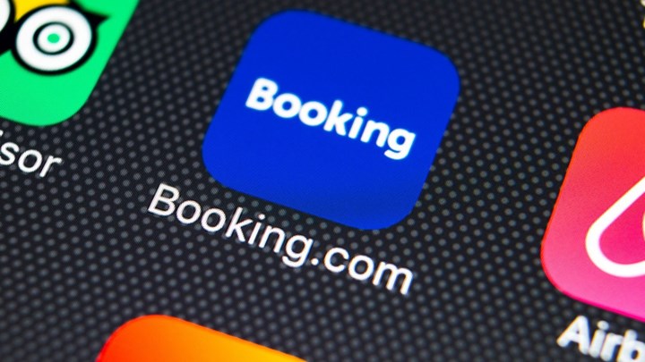 Booking: Απολύει το 25% του προσωπικού της λόγω κορονοϊού
