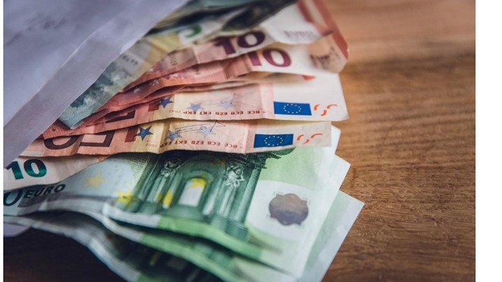 Συνταξιούχοι: Νέο κύμα προσφυγών για επικουρικές και δώρα – Πέντε ερωτήσεις και απαντήσεις