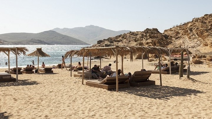 Κορονοϊός-Μύκονος: Θετικός εργαζόμενος γνωστού beach bar – Έκλεισε προσωρινά