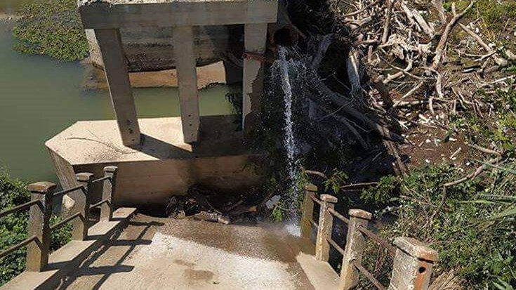 Σέρρες: Κατέρρευσε τμήμα της γέφυρας του Αγγίτη – ΦΩΤΟ