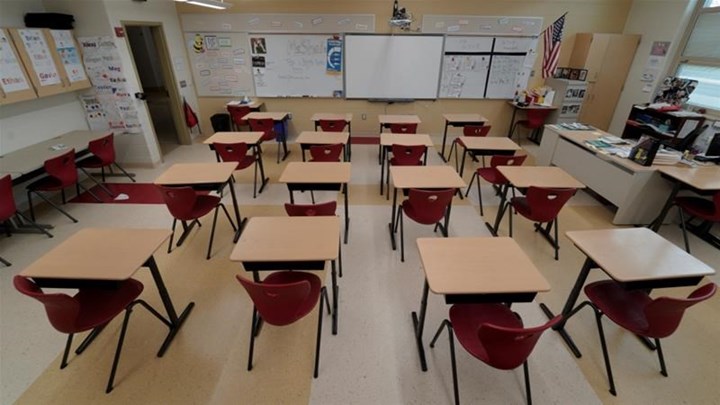Σχολεία: Η κυβέρνηση φέρεται να απέρριψε το σενάριο για εκ περιτροπής διδασκαλία – ΒΙΝΤΕΟ