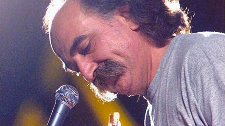 Πένθος στον καλλιτεχνικό κόσμο: Πέθανε ο γνωστός ρεμπέτης Αγάθωνας