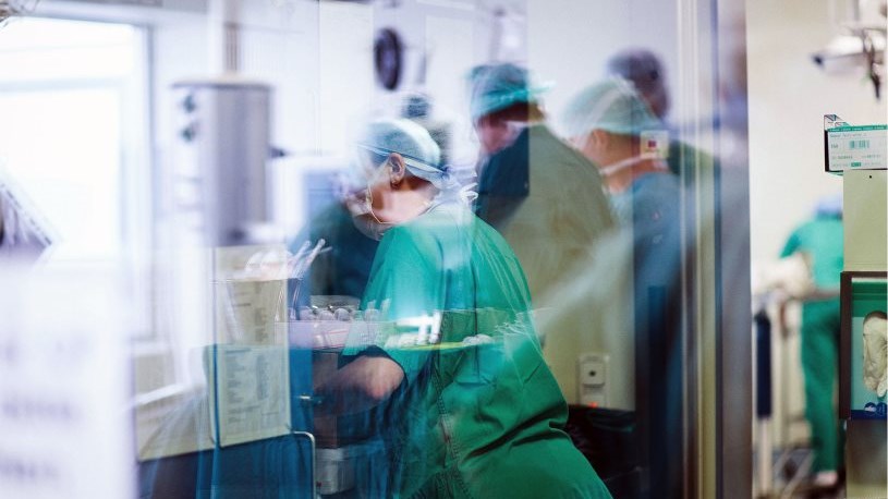 Κορονοϊός-Κρήτη: Σε εξαιρετικά κρίσιμη κατάσταση ο 39χρονος που μεταφέρθηκε από την Κάλυμνο