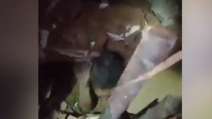 Βηρυτός: Καρέ-καρέ η διάσωση κοριτσιού από τα συντρίμμια 24 ώρες μετά την έκρηξη – ΒΙΝΤΕΟ