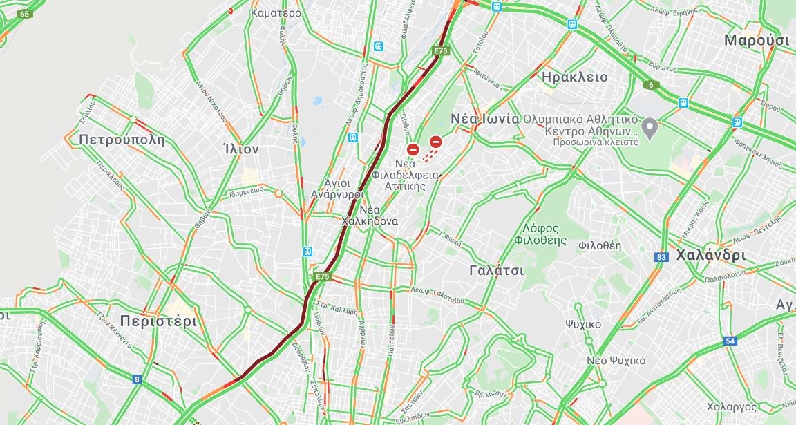 Κίνηση ΤΩΡΑ: Ουρές χιλιομέτρων στον Κηφισό – Γέμισε ασβέστη ο δρόμος