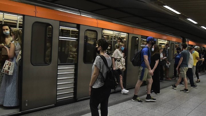 Μέσα Μαζικής Μεταφοράς: 655 προσλήψεις, προμήθεια λεωφορείων και αύξηση δρομολογίων – Τι ανακοινώθηκε